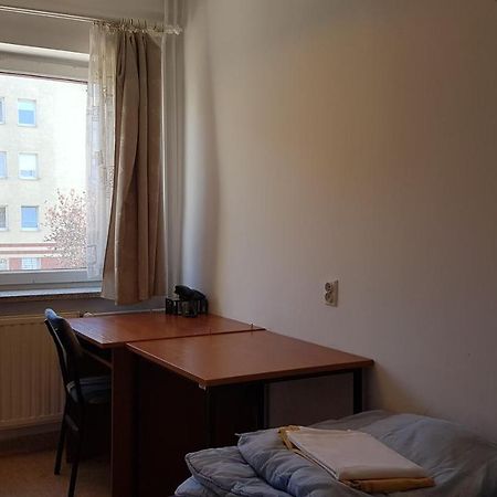 Dom Studencki Nr 11 Gdansk Brzezno Albergue Exterior foto