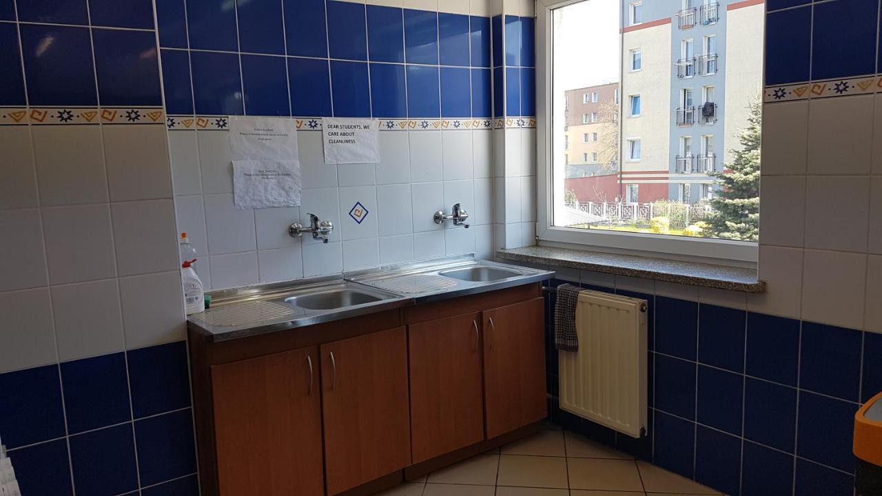 Dom Studencki Nr 11 Gdansk Brzezno Albergue Exterior foto